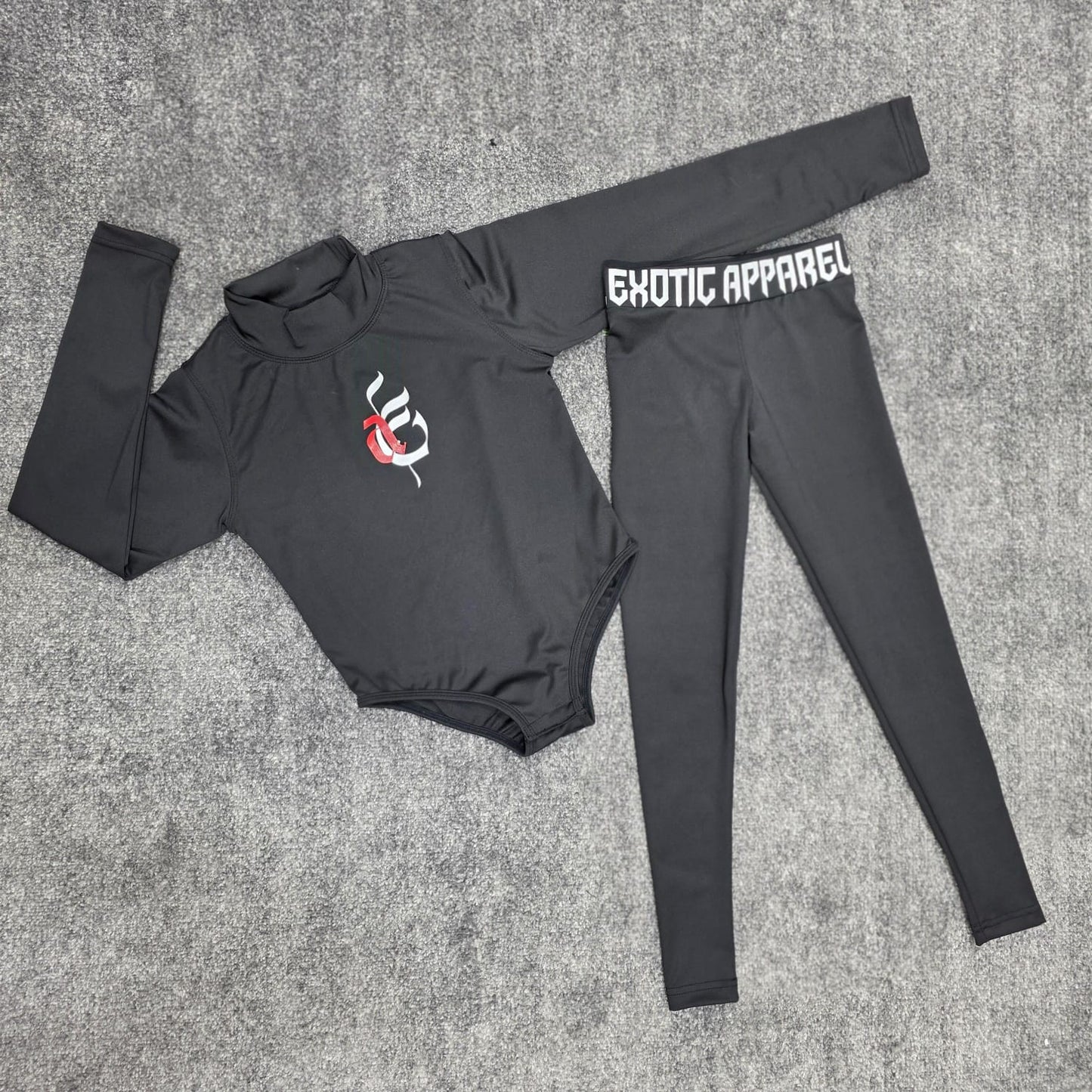 Exotic Custom Legging Set(cut small size up 2 sizes)